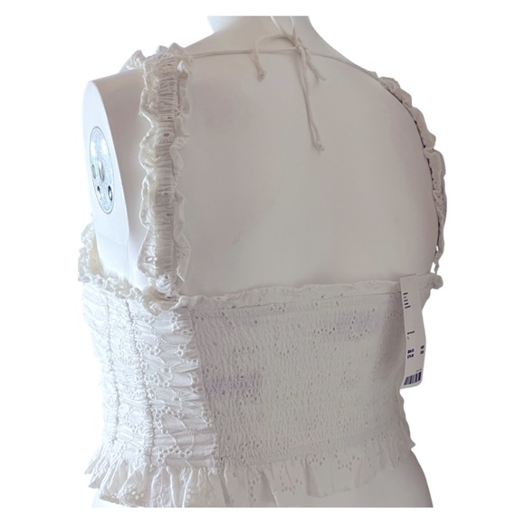 NWT Urban Outfitters Eyelet Crop Top - Picture 2 of 7